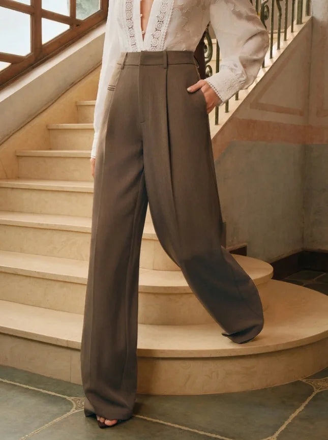 Klassische Hose mit weitem Bein